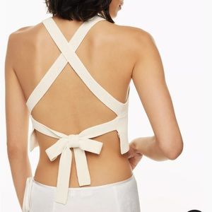 Aritzia Wilfred Cayenne Top crop top sweater backless white size medium